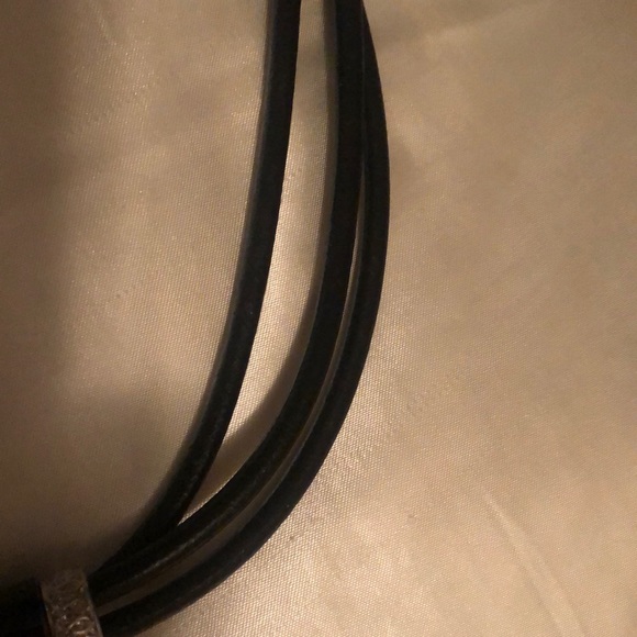 Necklace and earrings - Picture 5 of 5